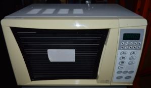 1 x Cookworks Microwave Oven - 240v UK Plug Attached - CL174 - Ref JP413 - Location: Altrincham