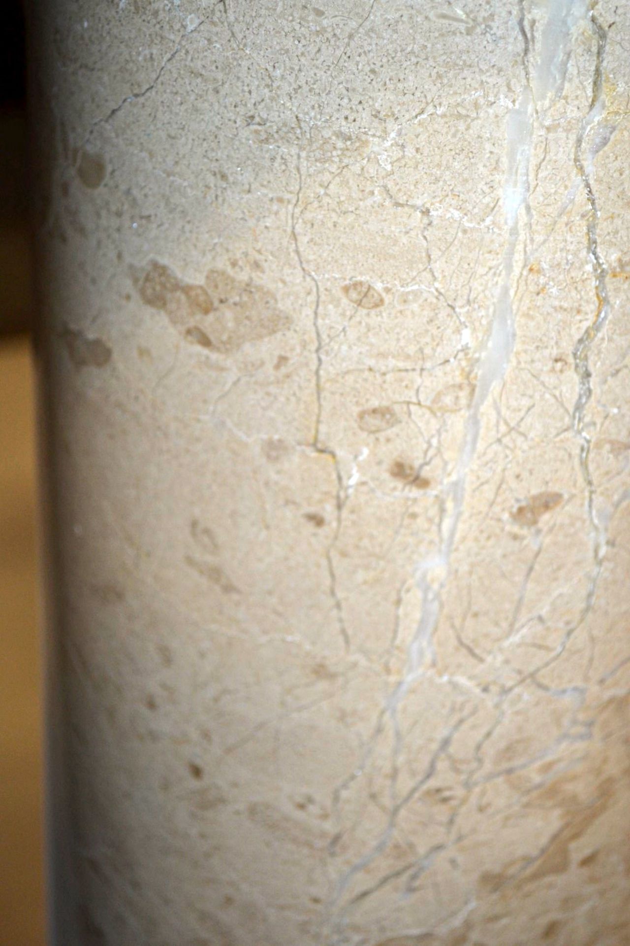 1 x Large Doric Natural Marble Stone Pedestal - Dimensions: 35 x 35 x H92cm - Pre-owned In Great - Image 3 of 7