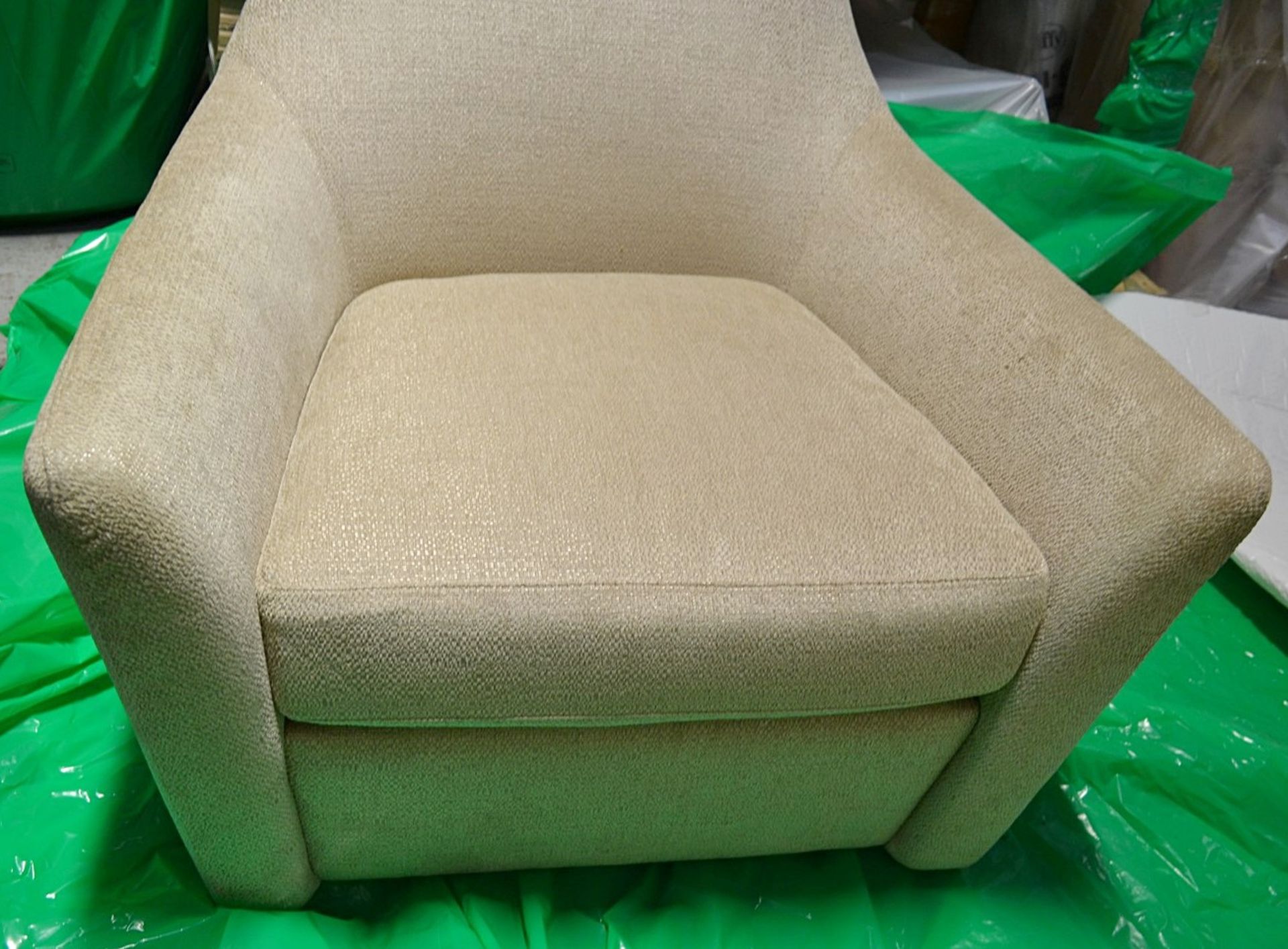 1 x KESTERPORT "Bergere" Swivel Armchair - Dimensions: W89 x D84 x H98cm, Seat Height 43cm - Ritchly - Image 2 of 12