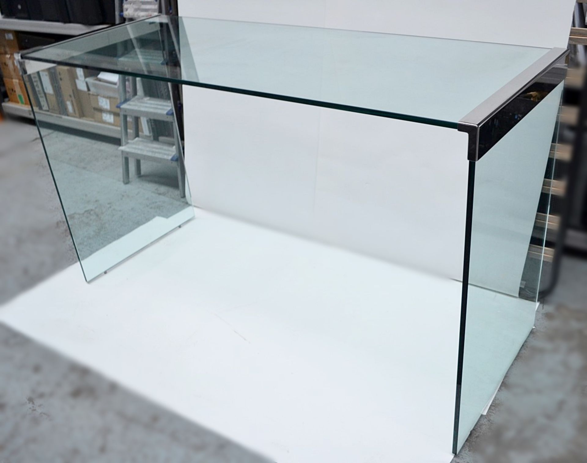 1 x FENDI Canova Glass Console Table With Chromed Corners - Dimensions: W170 x D65 x H99cm, Glass - Image 4 of 10