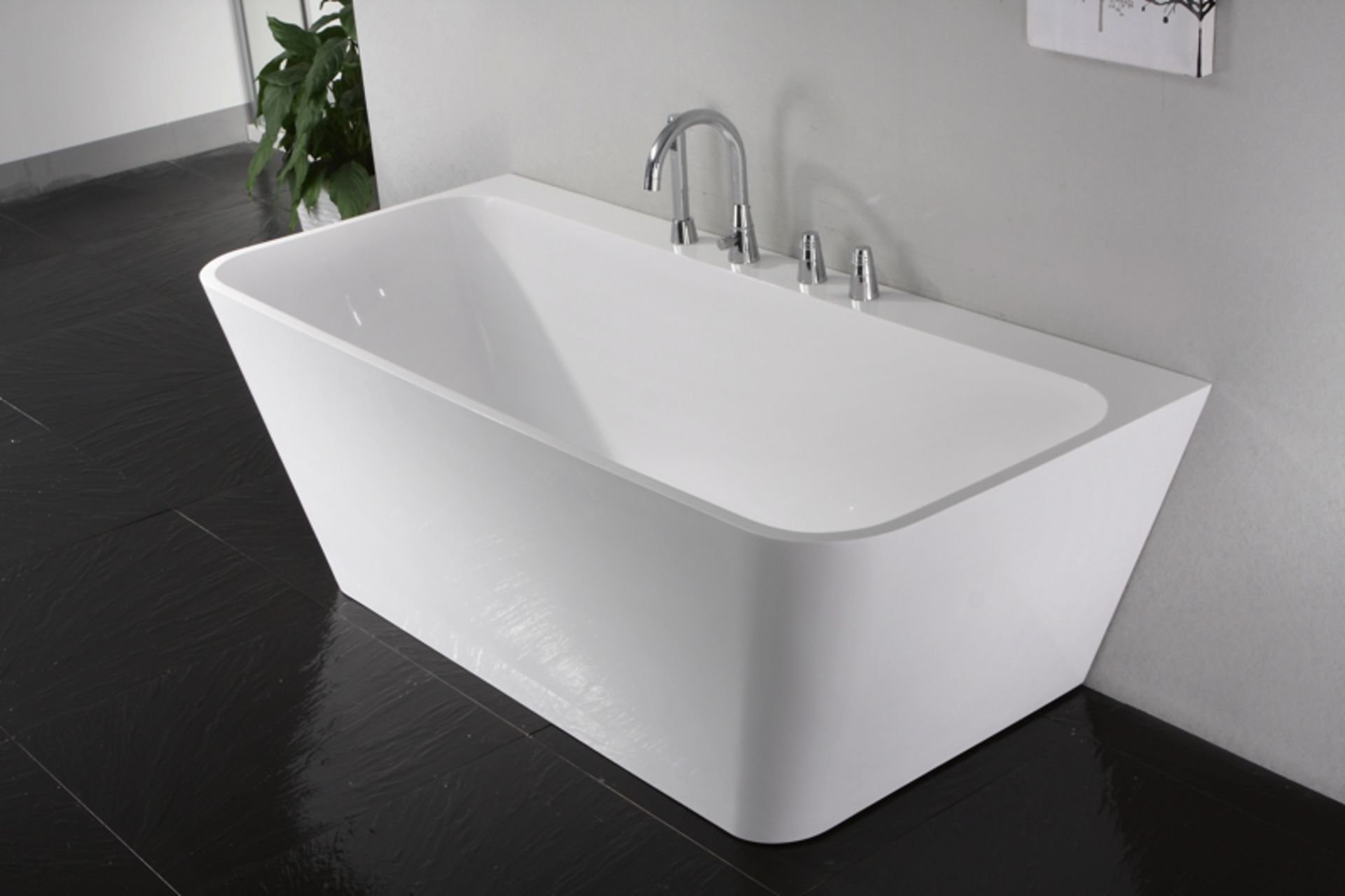 1 x MarbleTECH Harmony Bath - B Grade Stock - Ref:ABT902 - CL170 - Location: Nottingham NG2 - - Image 5 of 8