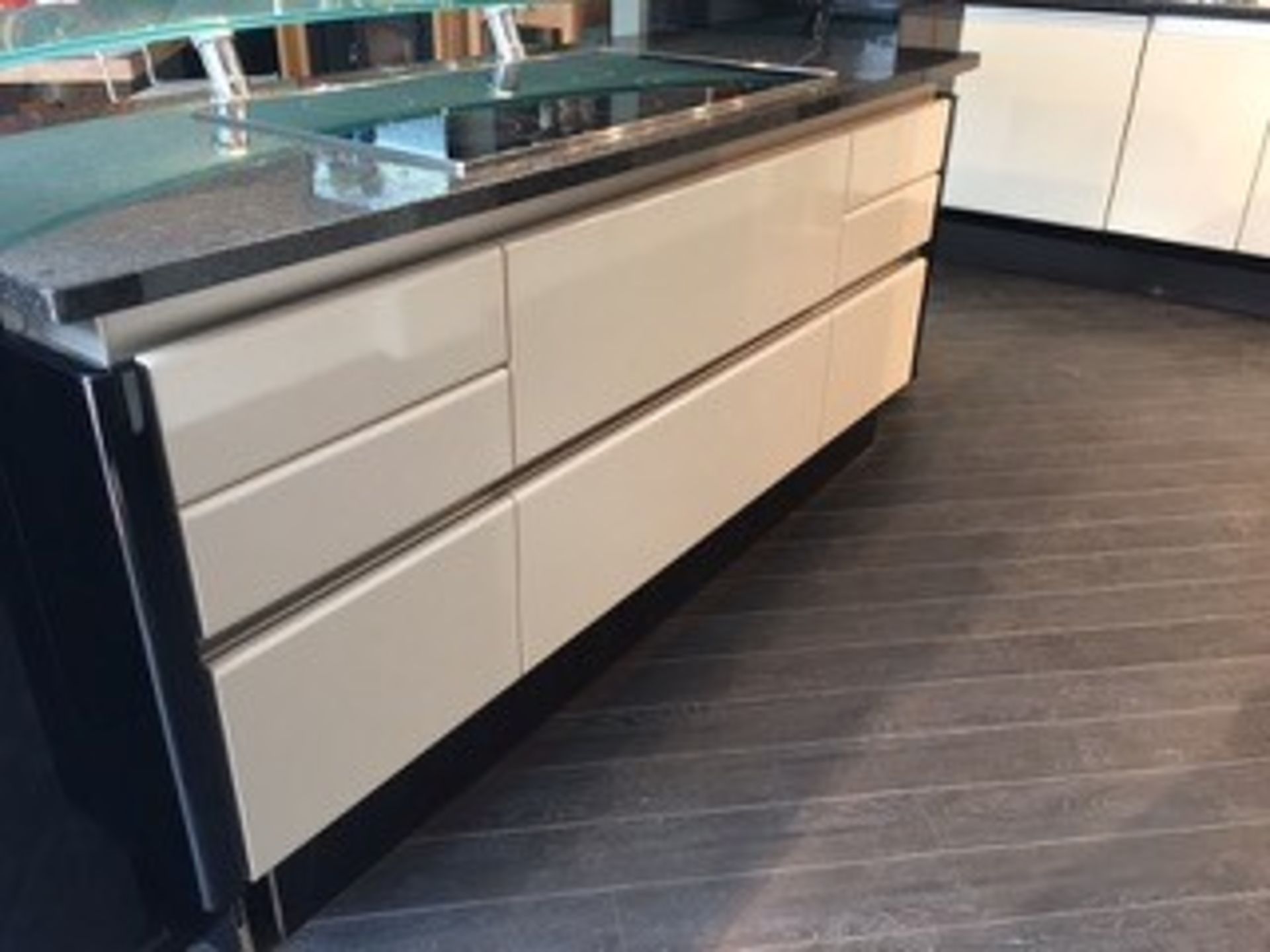 1 x Siematic Kitchen Island With Miele Hob, Gaggenau Extractor, Generous Drawer Storage And - Image 2 of 16