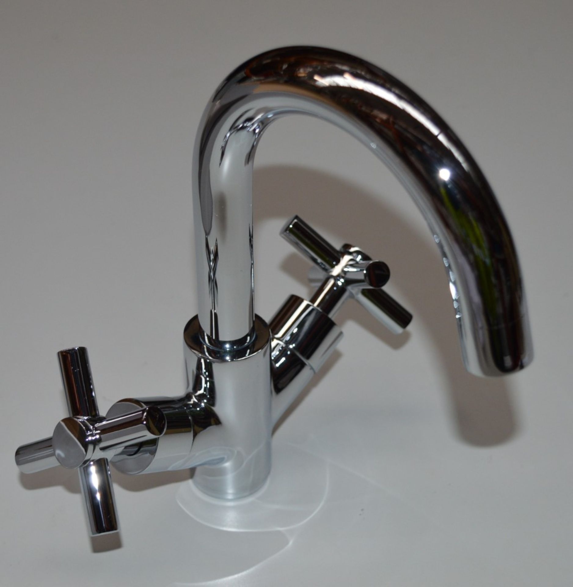 1 x Alexa Swan Neck Basin Mixer Tap - Brass Construction With Contemporary Chrome Finish - Unused - Image 8 of 8