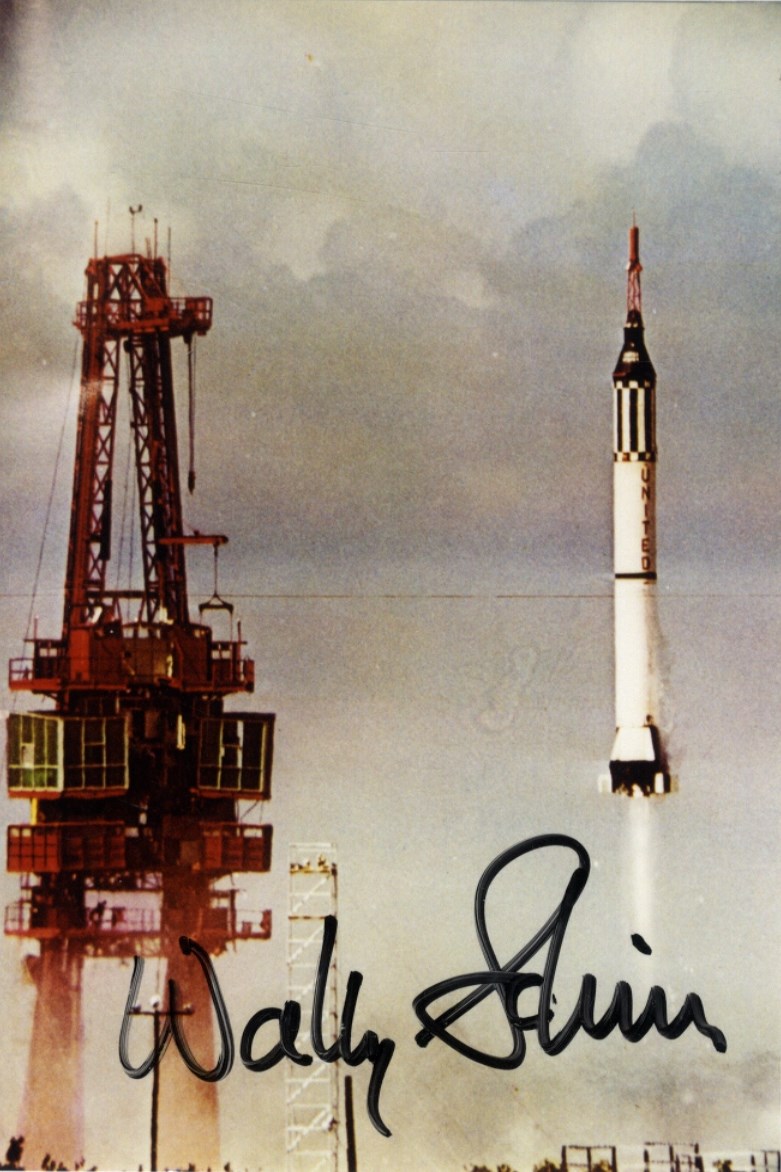 MERCURY SEVEN LAUNCHES: Small selection of signed 8 x 10 photographs (2), - Image 2 of 4