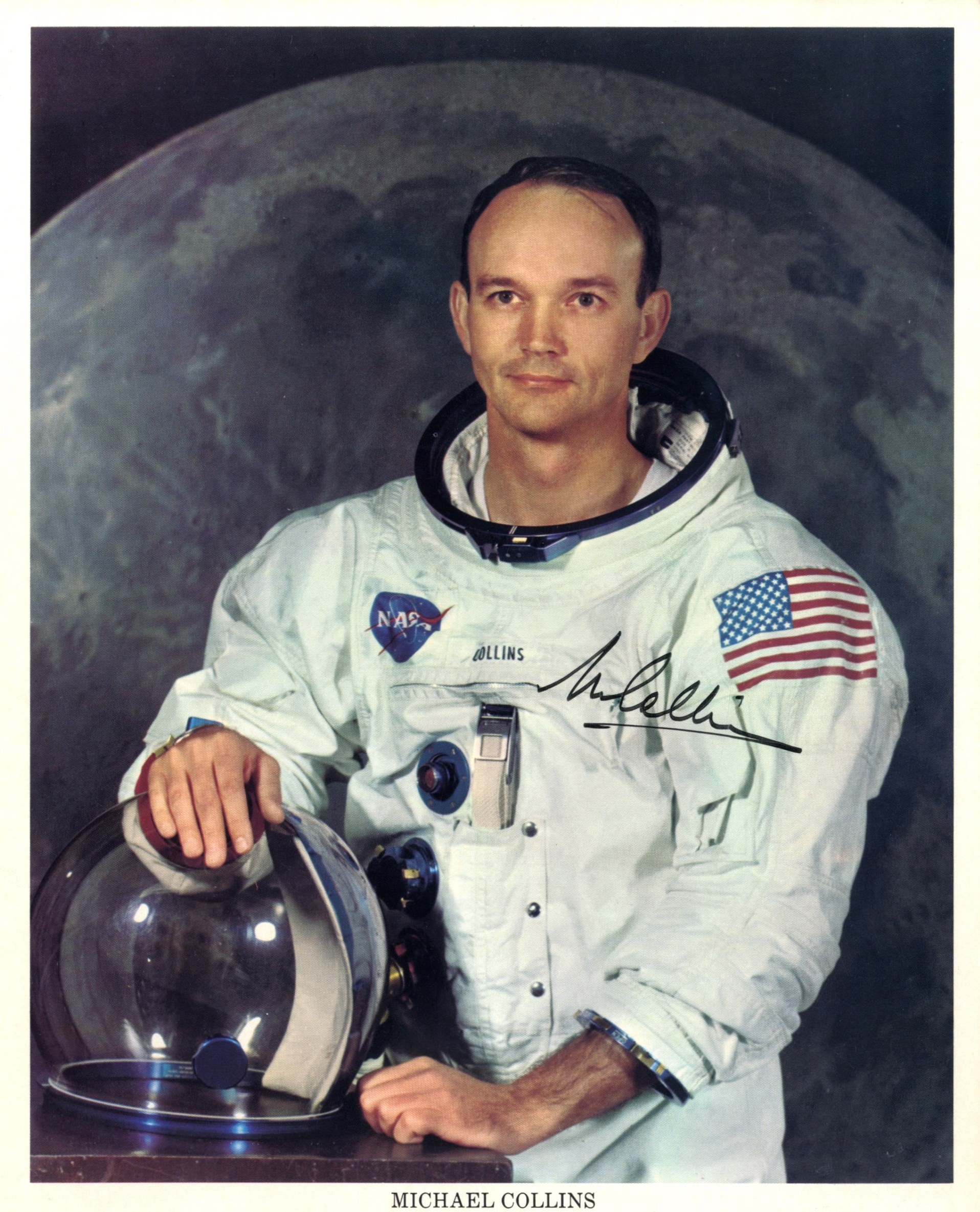 APOLLO XI: A good set of three individual signed colour 8 x 10 photographs by the crew members of - Image 3 of 3