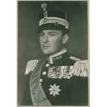 OLAV V: (1903-1991) King of Norway 1957-91. Vintage signed 7.