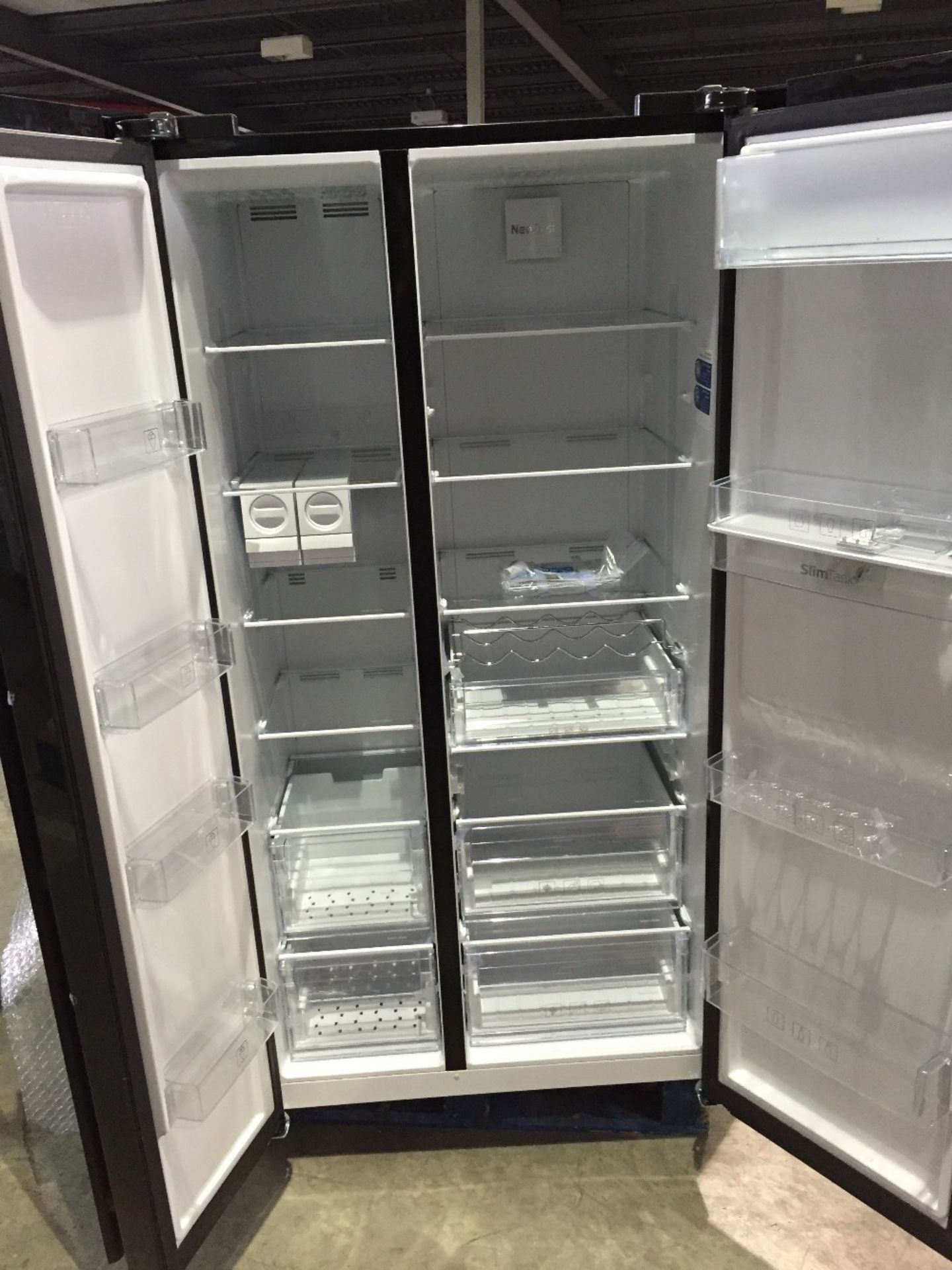 Beko American Style Fridge Freezer - Image 2 of 3