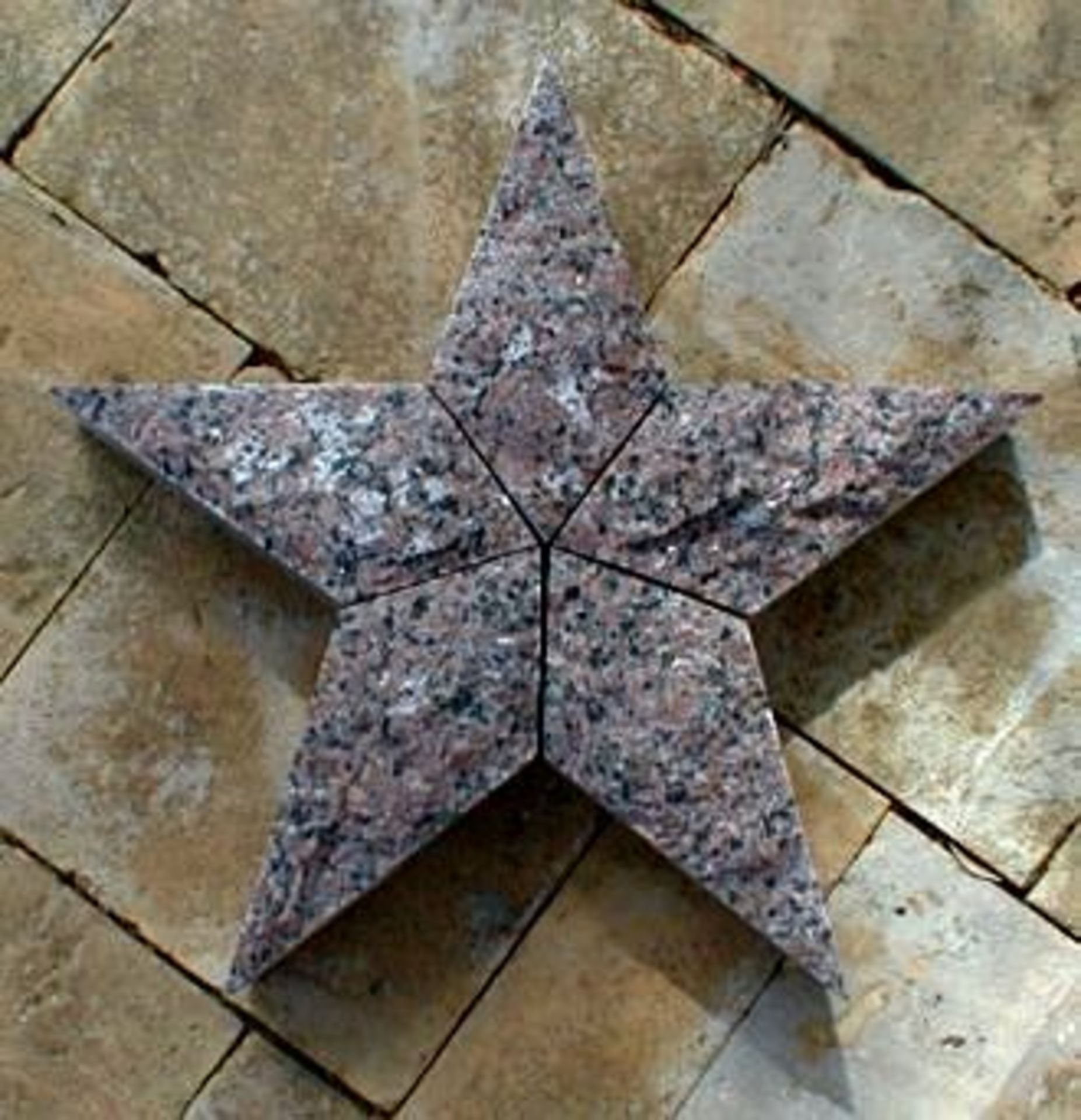 WTOP38 3M GRANITE STAR RRP £195