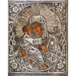 Madre di Dio, olio su tavola con riza in argento, cm. 14,5x18