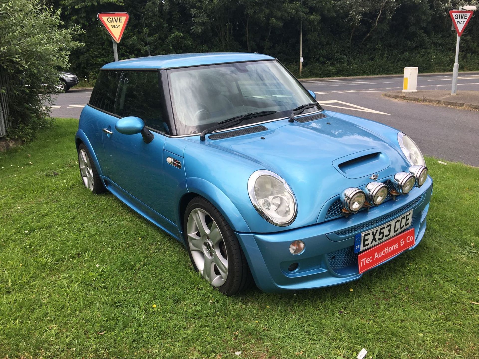 2003 MINI COOPER S (LIMITED EDITION BODY KIT)