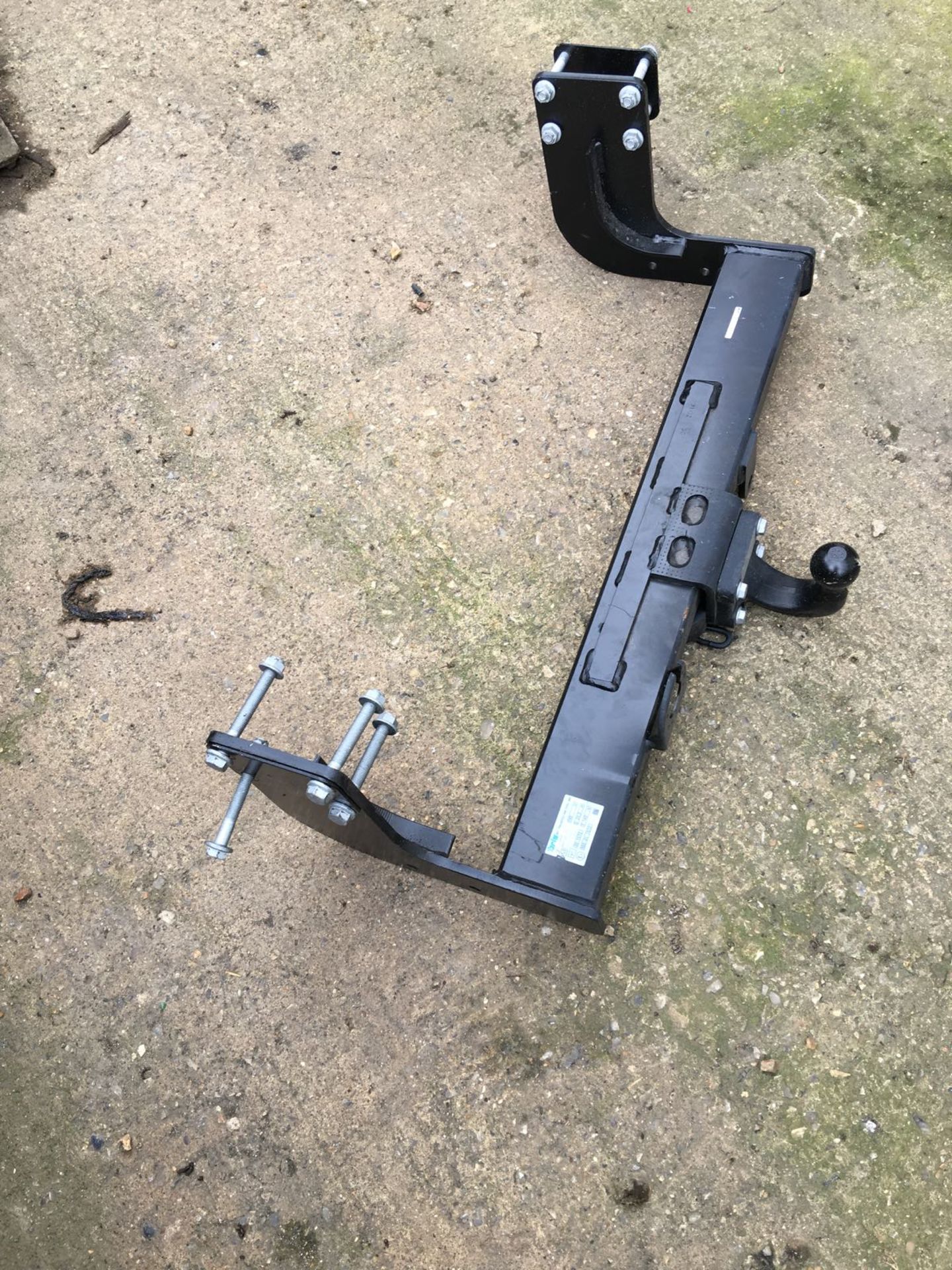 2014 ONWARDS MERCEDES SPRINTER HEAVY DUTY TOW BAR - Image 3 of 6