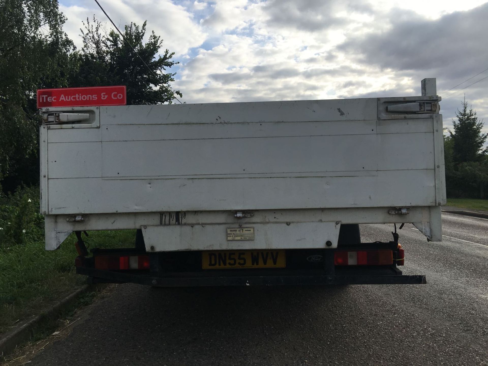 2006 FORD TRANSIT 350 LWB DROPSIDE LORRY - Image 9 of 18