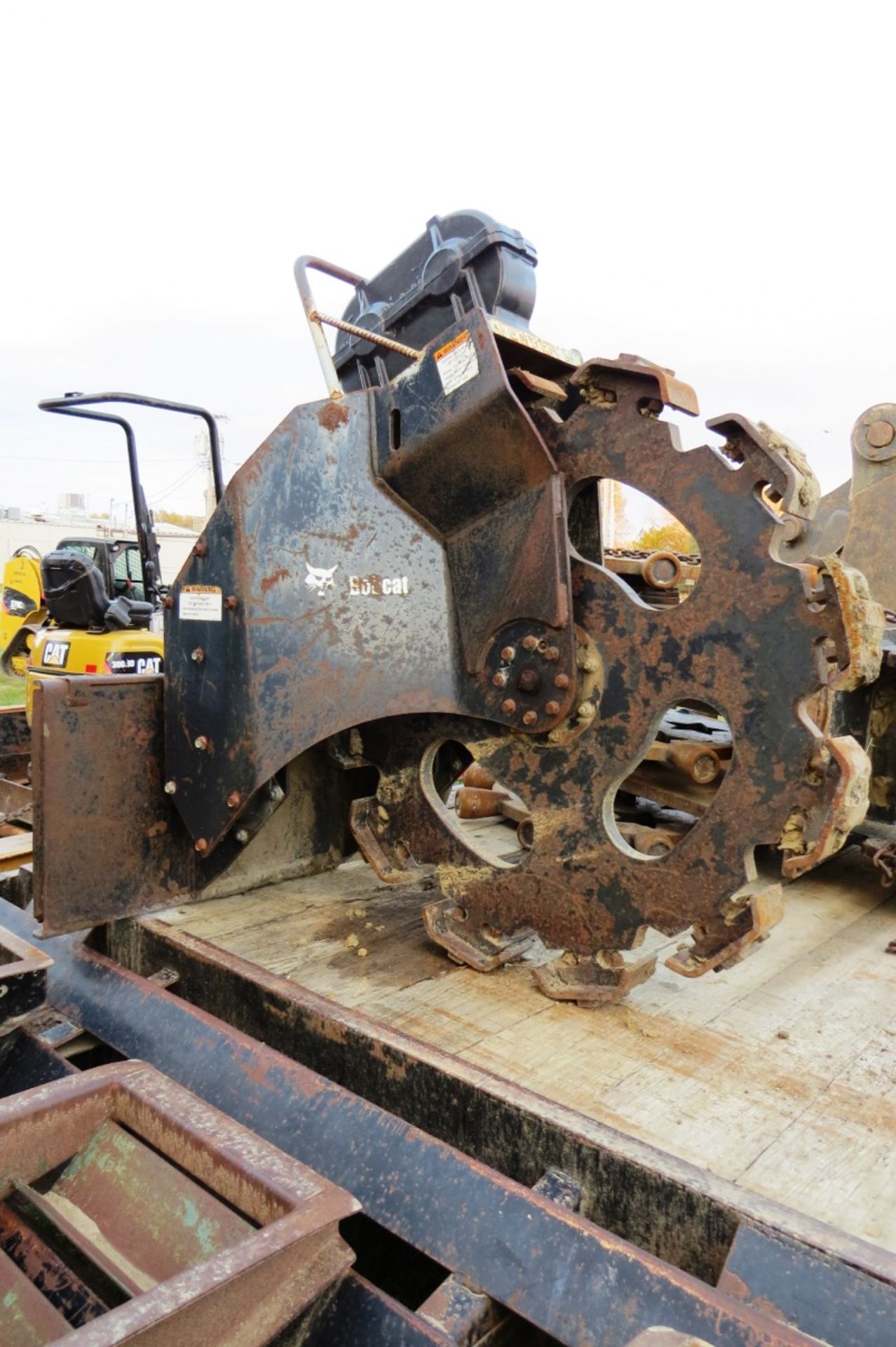 Melroe Ingersoll-Rand Bobcat Model "Trench Compactor" Hydraulic Drive Trench Wheel Attachment for - Image 3 of 5