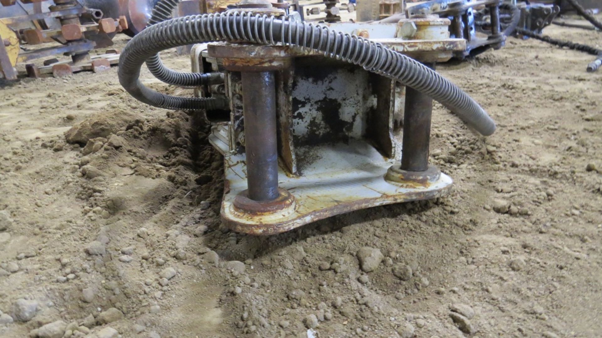 Kent ‘G’ Series Heavy Duty Hydraulic Concrete Breaker Attachment for Hydraulic Excavators. - Image 3 of 3