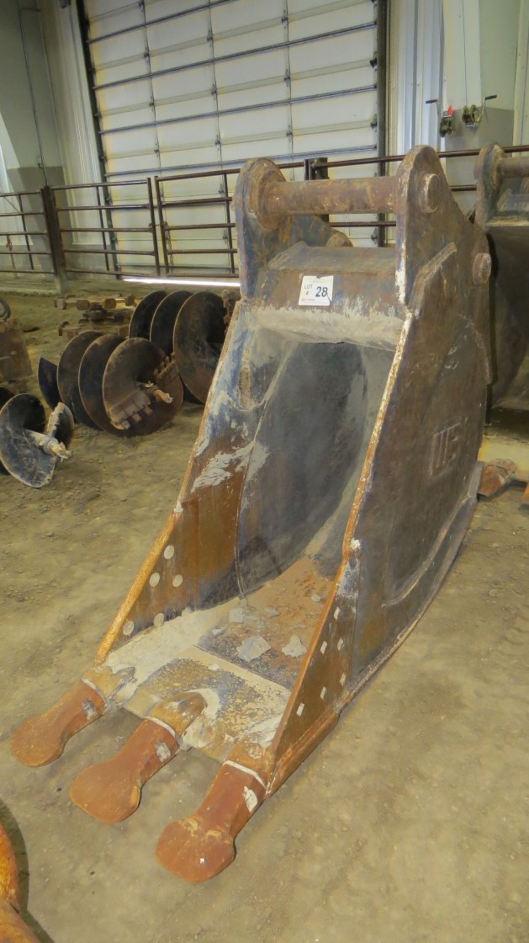 WB 24" Width Bucket with Teeth for Excavators, .97 Yard Capacity, SN #169503. - Image 2 of 6