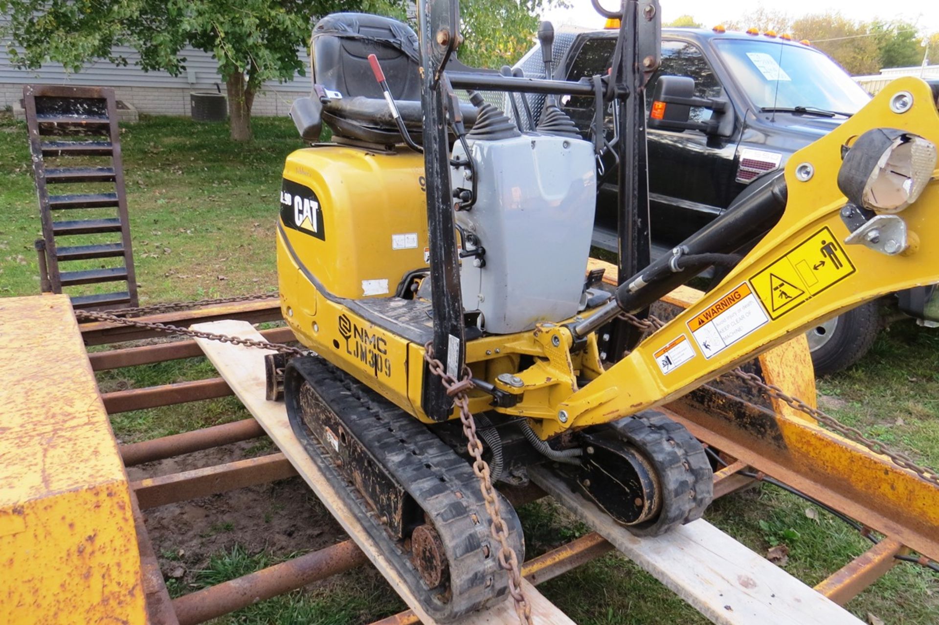 2013 Caterpillar Model 300.9D Hydraulic Track-Type Excavator, SN# CAT3009DLLJM00309, Yanmar 3- - Image 18 of 18