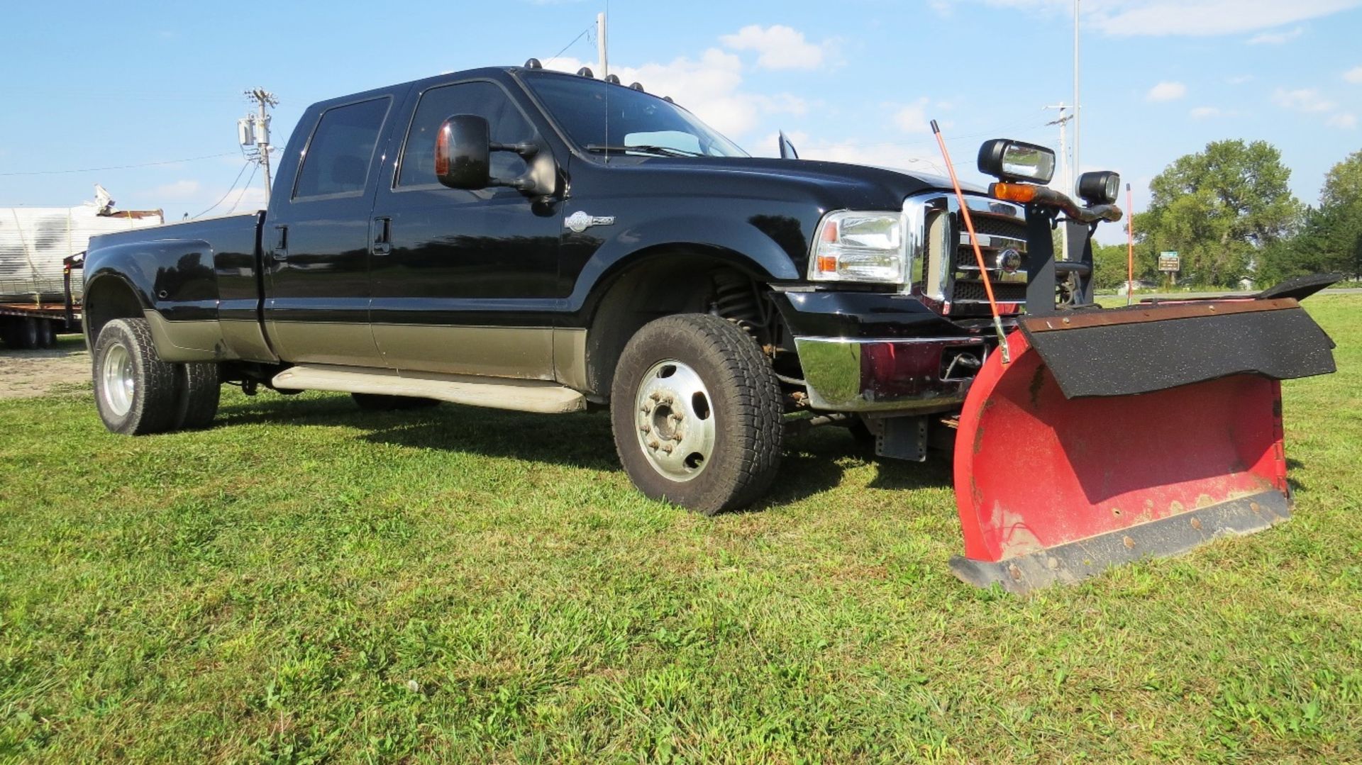 2006 Ford Model F-350 Lariat King Ranch Crew Cab Dually Pickup, VIN# 1FTWW33P76EC50284, V-8 Power - Image 19 of 30