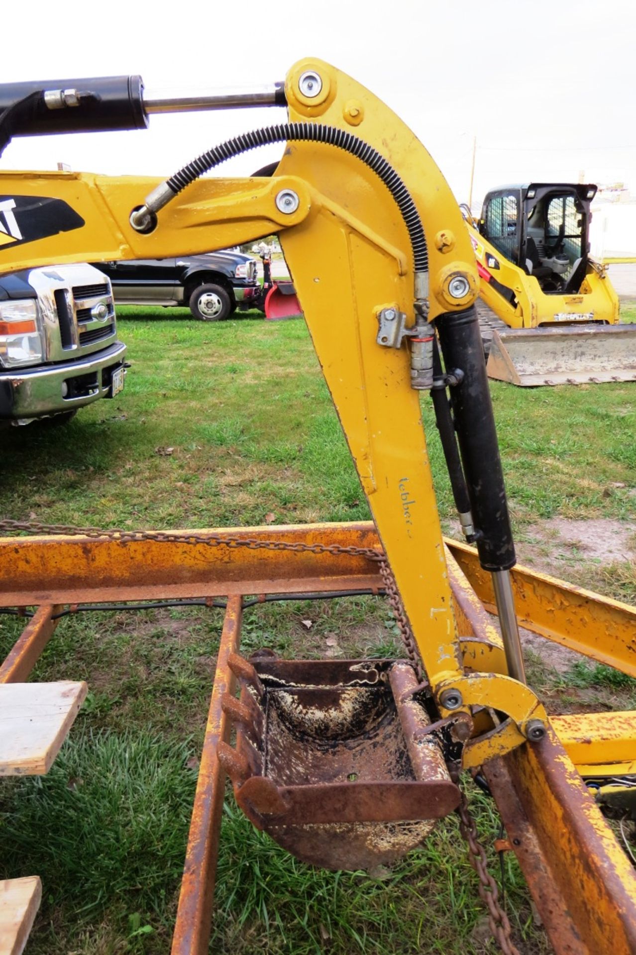 2013 Caterpillar Model 300.9D Hydraulic Track-Type Excavator, SN# CAT3009DLLJM00309, Yanmar 3- - Image 16 of 18