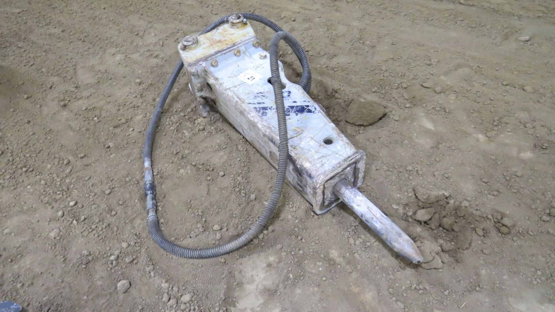 Kent ‘G’ Series Heavy Duty Hydraulic Concrete Breaker Attachment for Hydraulic Excavators.