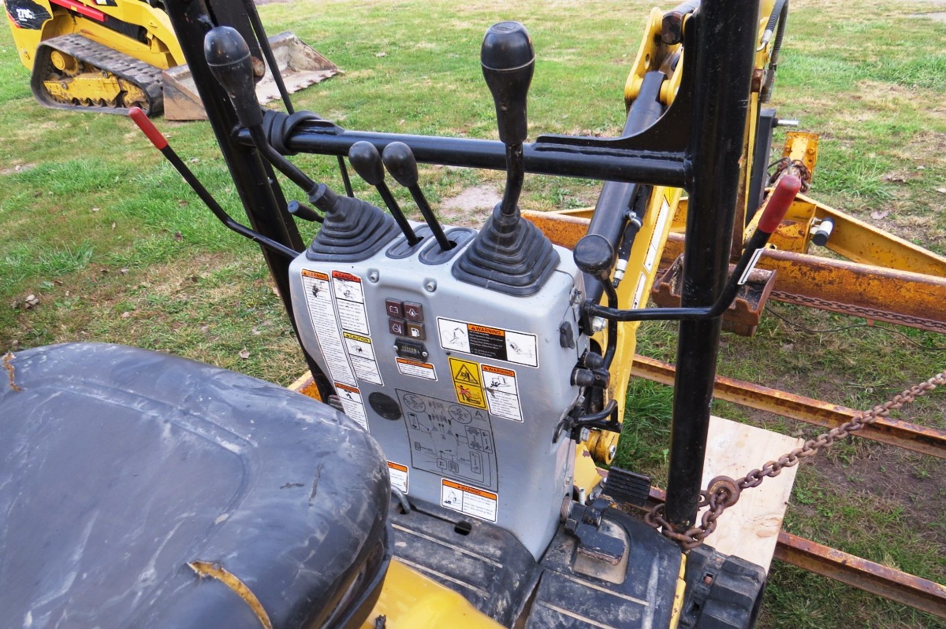 2013 Caterpillar Model 300.9D Hydraulic Track-Type Excavator, SN# CAT3009DLLJM00309, Yanmar 3- - Image 15 of 18