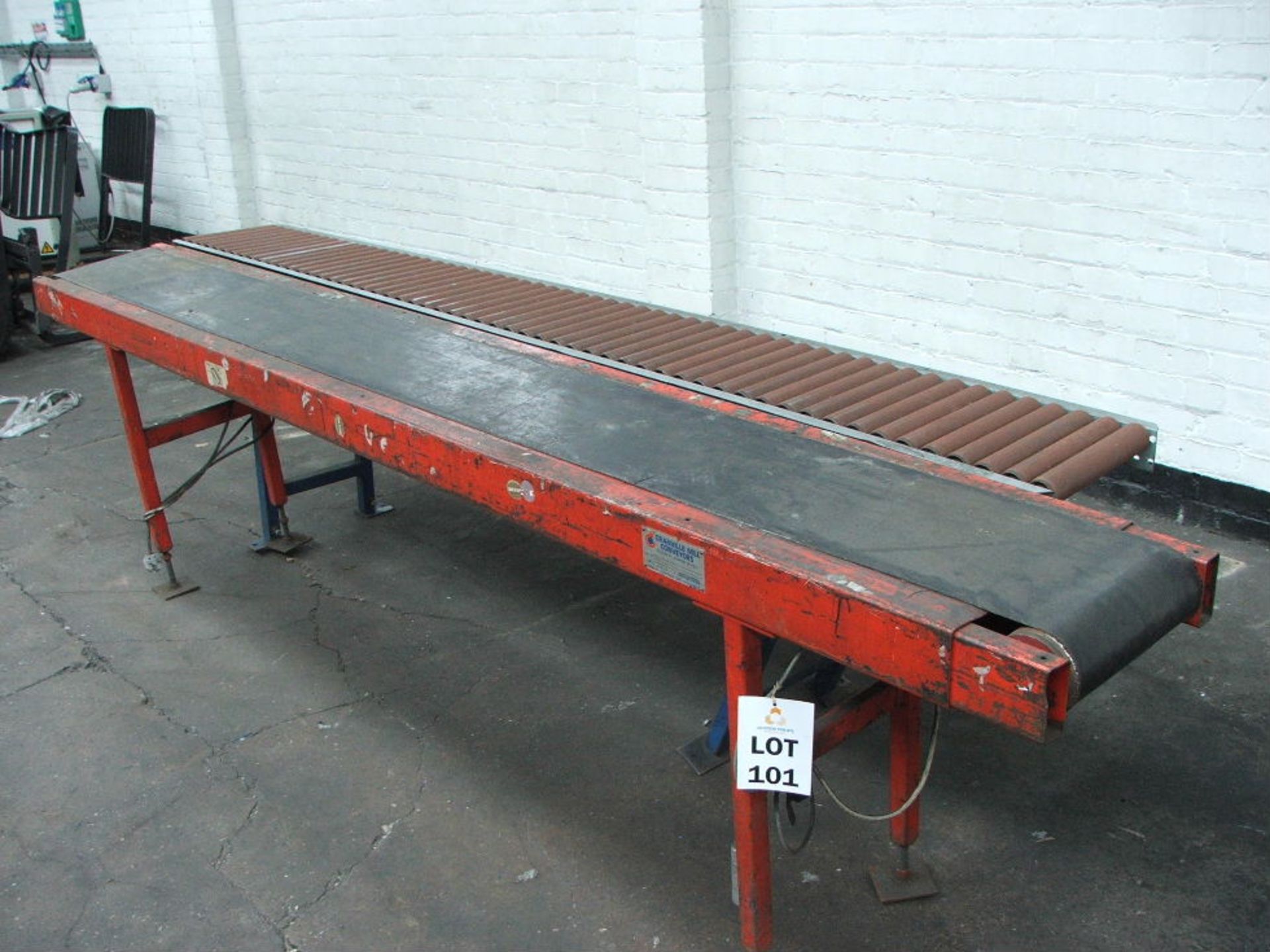 1 X 2 MRT GRAVITY CONVEYOR X & 1 X 3 MTR BELT CONVEYOR