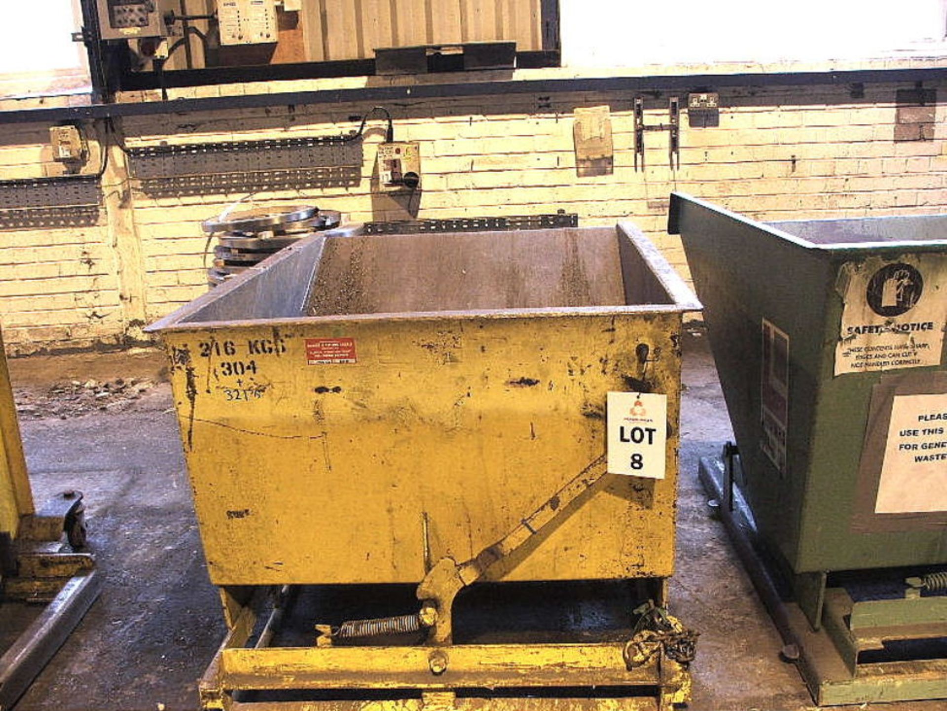 TIPPING SKIP