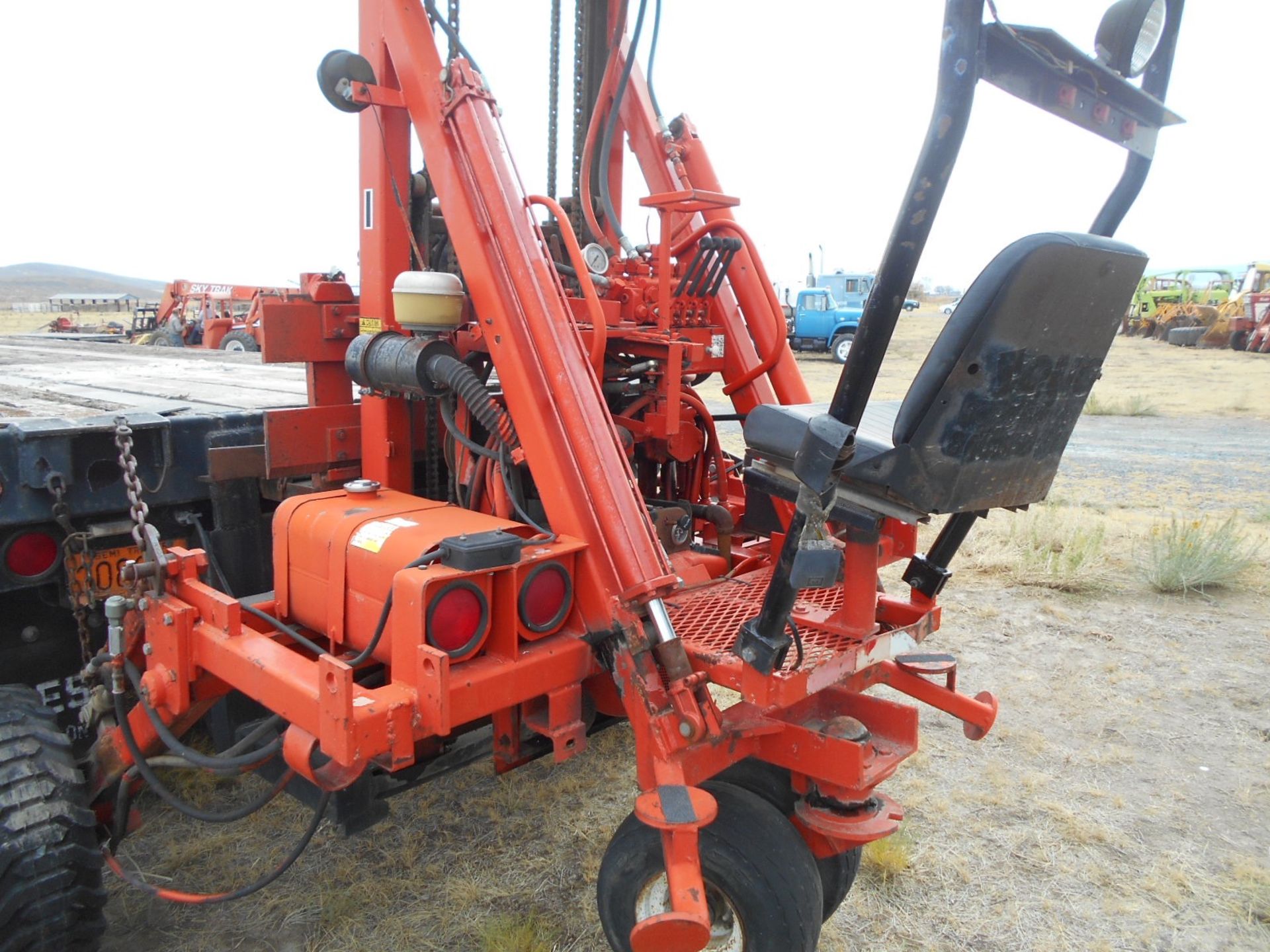 FLAT BED TRAILER - Image 5 of 6