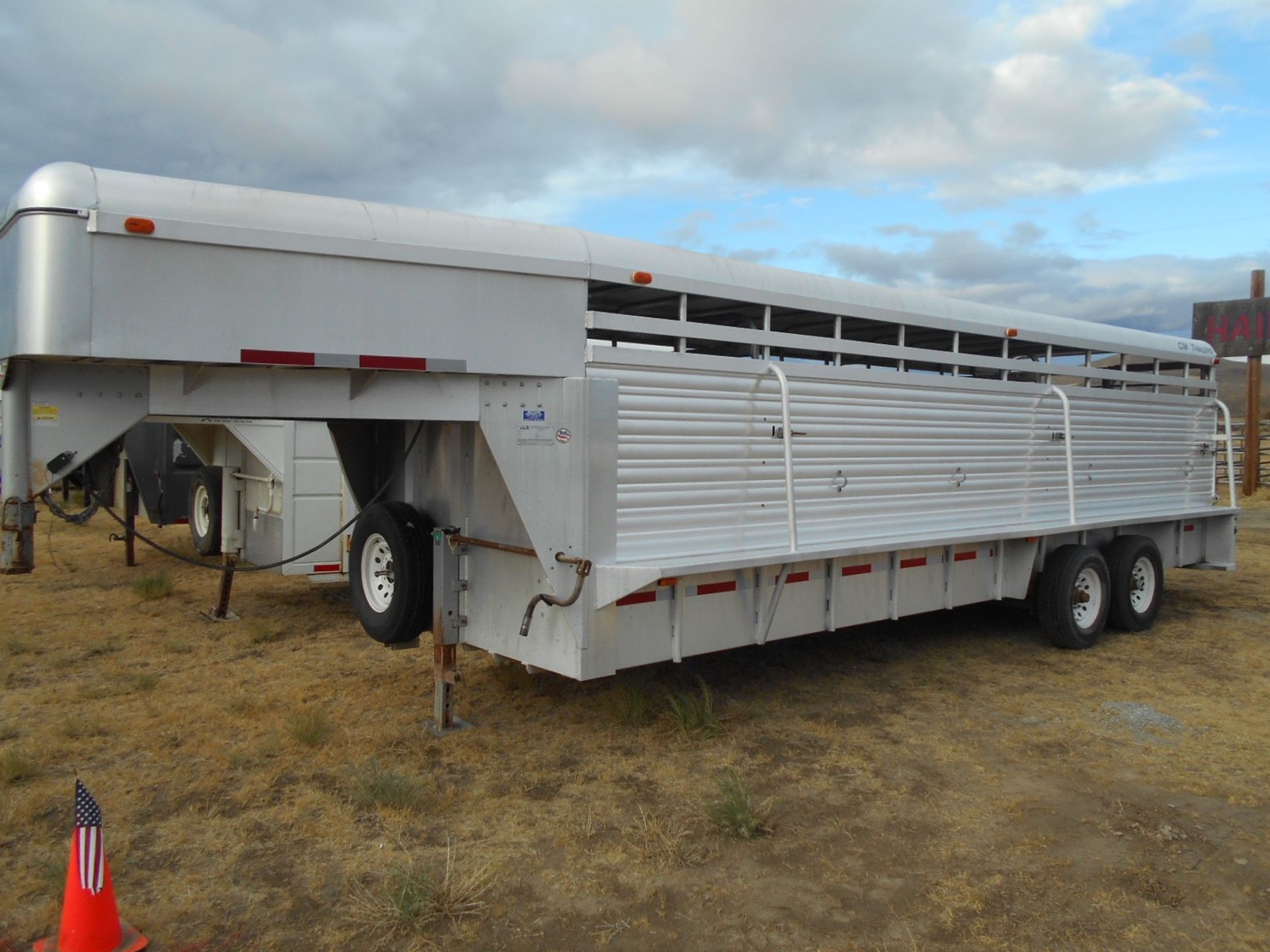 Aluminum stock trailer