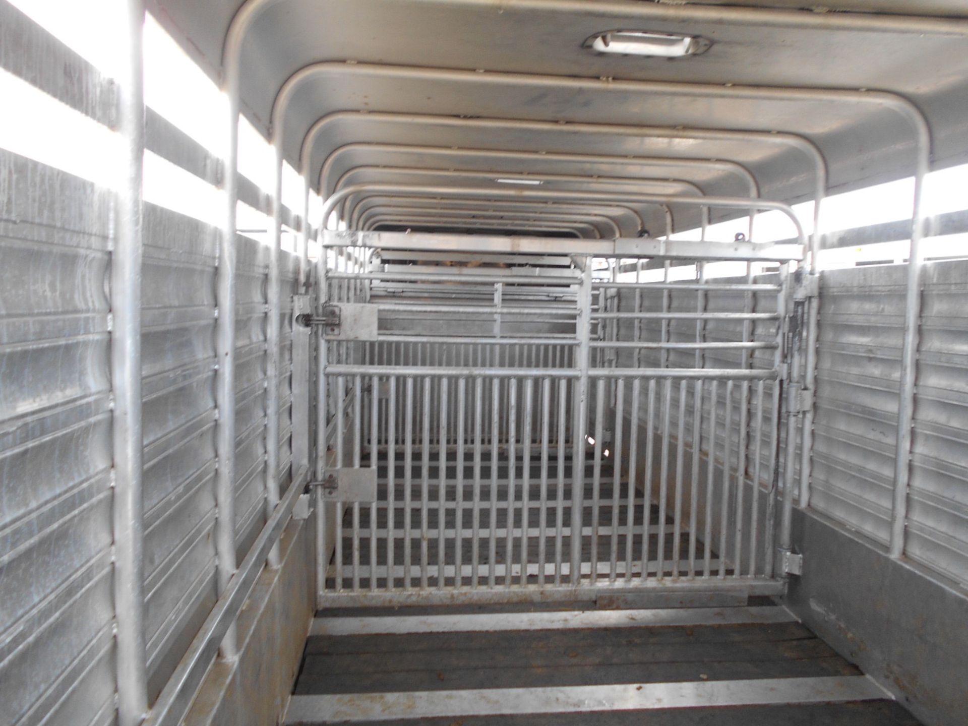 Aluminum stock trailer - Image 6 of 8