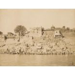 Indien - - View of Benares Ghats, Ramnagar Fort. 1898. Mit 20 großformatigen OPhotographien. Ram-