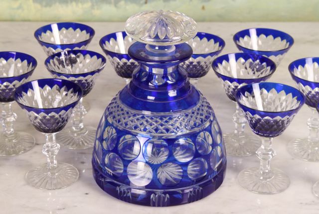 Cut to Clear Cobalt Decanter Set twelve goblets and decanter. Decanter: 8"h - Image 7 of 9