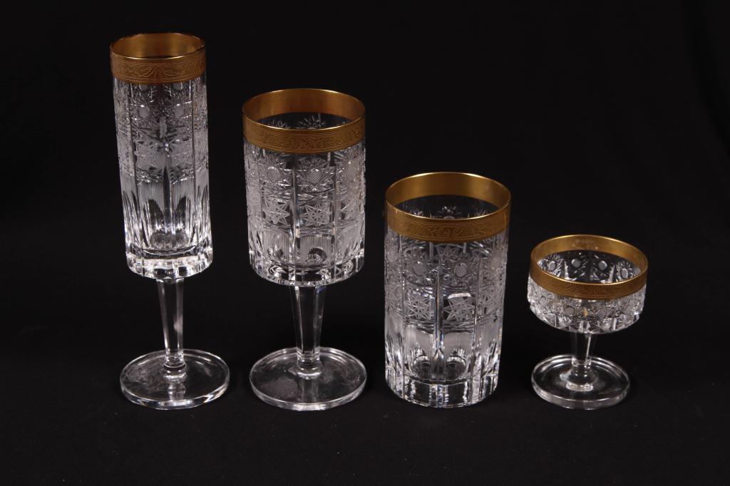 Set of Fine Gold Rim Cut Glass Including 10 wines, 12 water, 9 champagne, 11 aperitif Good - Image 2 of 6