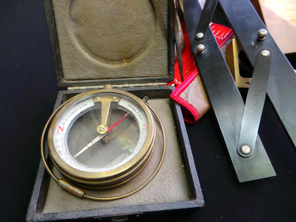 A Collection of Seven Nautical Objects including compasses, measures, scale, weight - Image 6 of 6