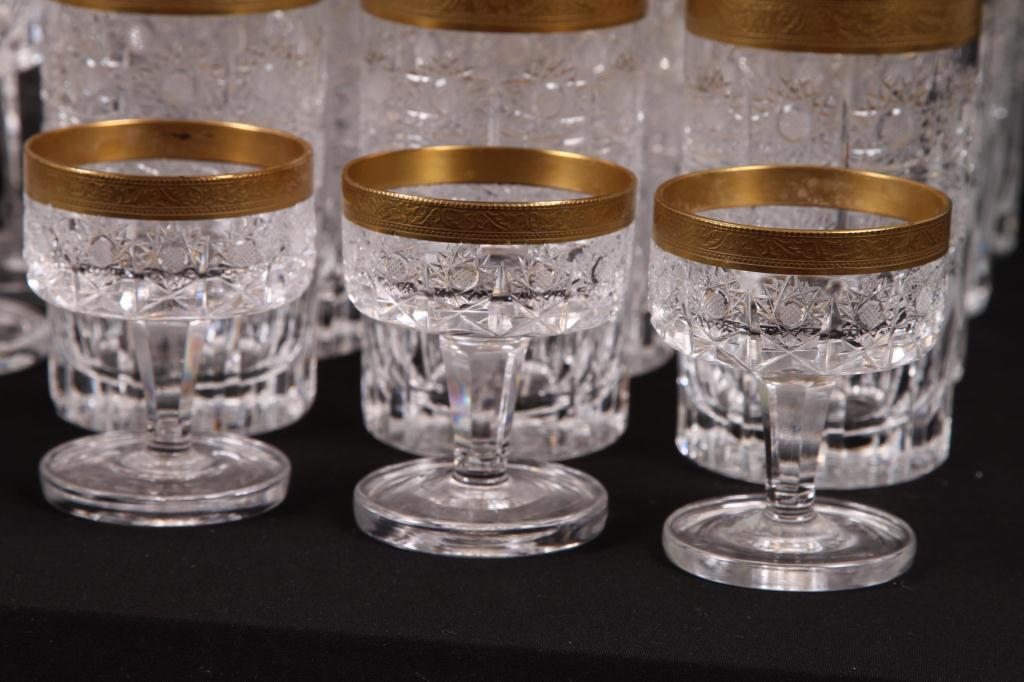 Set of Fine Gold Rim Cut Glass Including 10 wines, 12 water, 9 champagne, 11 aperitif Good - Image 4 of 6
