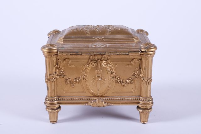 Covered Gilt Box with floral decoration. 4"x5.5" - Image 5 of 5