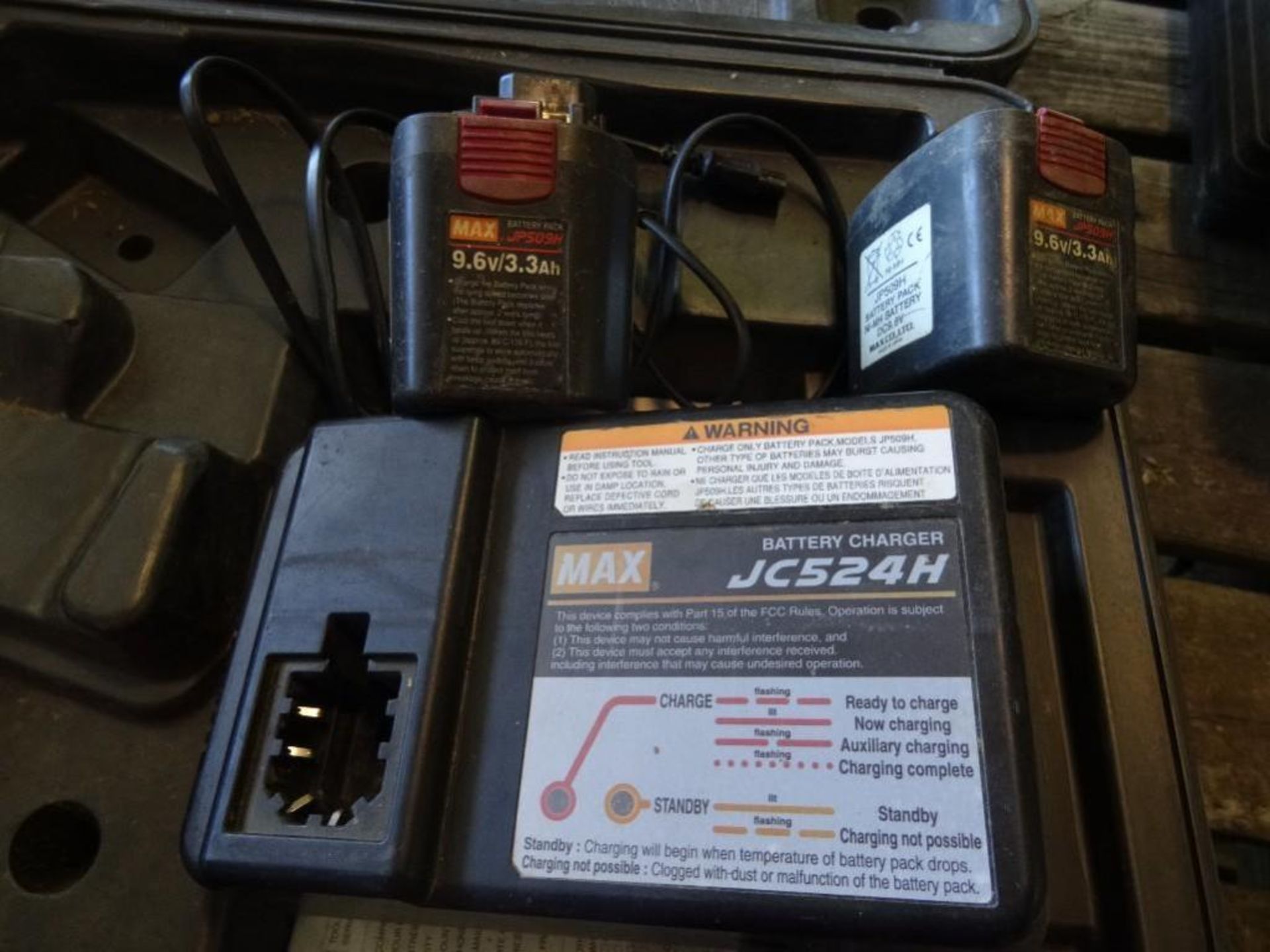 Max JC524H Charger & (2) 9.6V Batteries