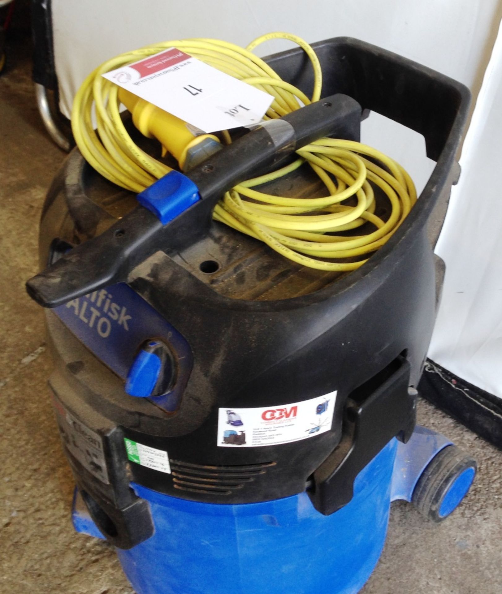 Nilfisk 110V industrial wet and dry vacuum cleaner Model: Alto Attix 30m - no hose - Image 3 of 3