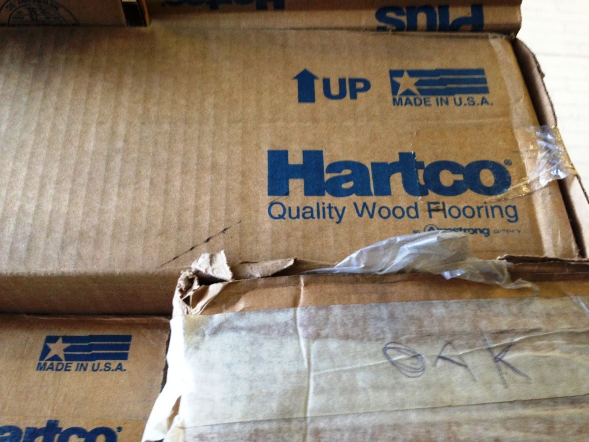 26 x Packs of Hartco wooden flooring approx 30 square foot per pack - Image 4 of 4