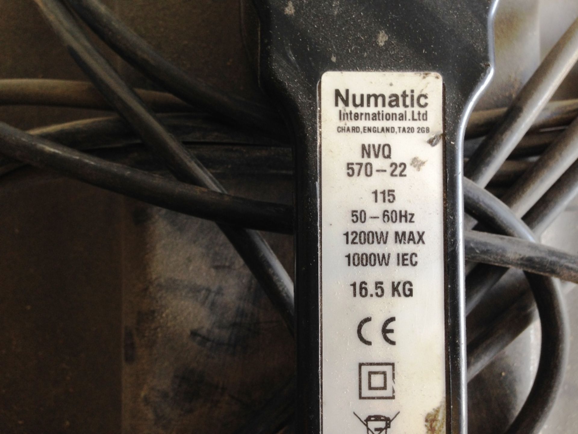 Numatic industrial vacuum cleaner Model: NVQ 570-22 - 110V - no hose - Image 2 of 3
