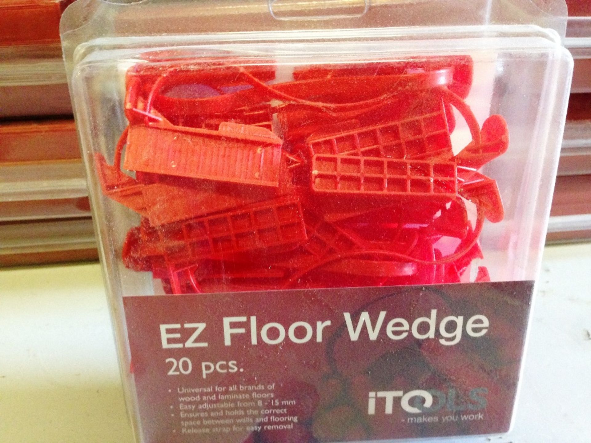 11 x packs of 20 Itools EZ Floor wedges - Image 2 of 3