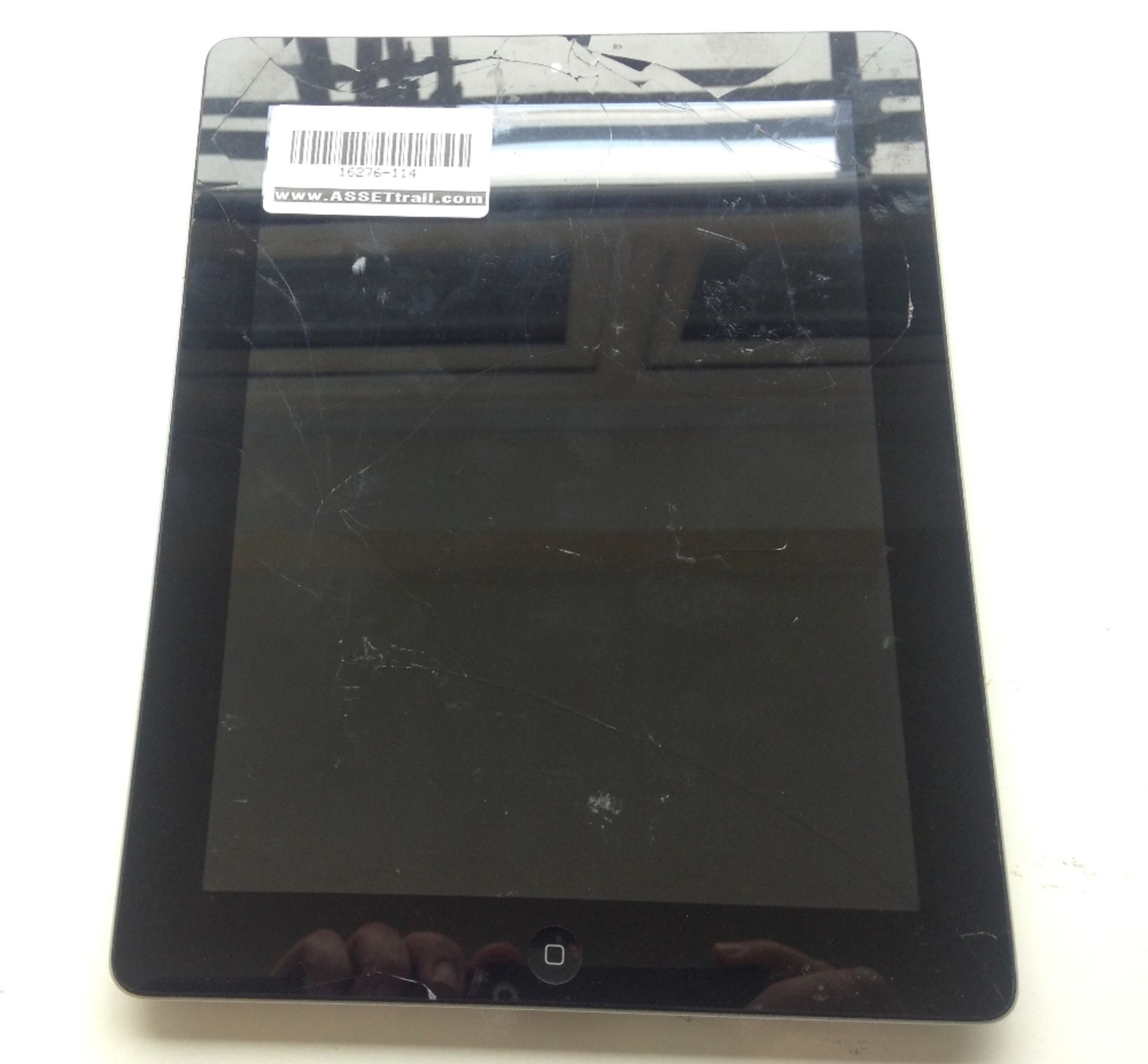 5 x 3rd Generation iPad 16GB - see description - Image 5 of 10