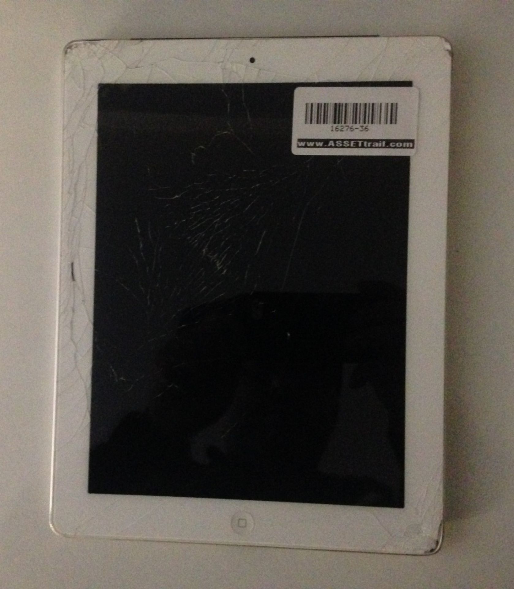 3rd Generation iPad 16GB Cellular Condition - rim Deformation – Smashed Digitizer