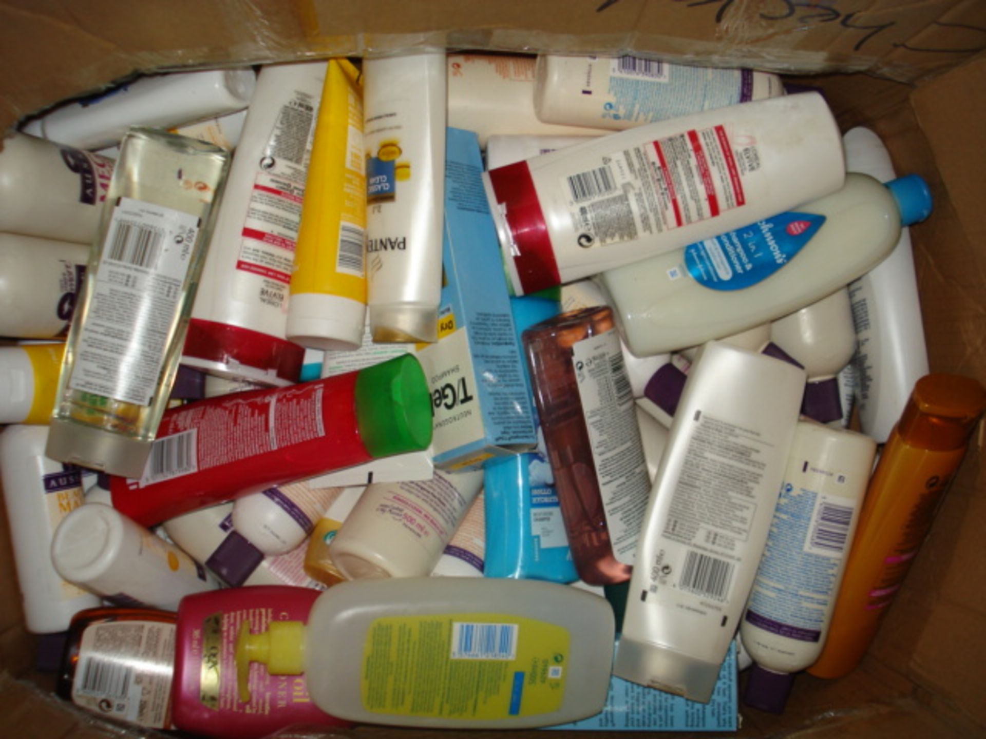 Boxes of retail returns - HAIR PRODUCTS RRP £ 1,555.89 - Image 3 of 4