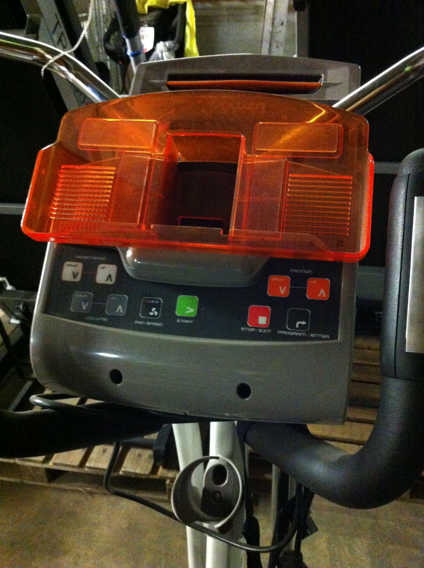 Ex Display Yowza Sanibel 135 Elliptical Cross trainer - Image 3 of 6