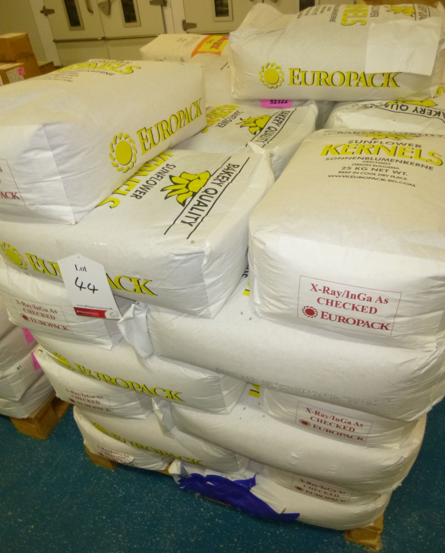 32 x 25kg Sunflower Seeds GF - CLICK FOR MORE INFO