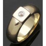 Massiver Brillantring585er GG, ungestemp. 1 Brillant von ca. 0,15 ct. Ringgr. 59,5. Gew.: 18,5 g.