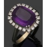 Damenring mit einem Amethyst und Brillantlünette585er WG, gestemp. 1 Amethyst im ovalen Schliff