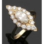 Damendiamantring750er GG, gestemp. 1 Diamant im Navetteschliff von ca. 0,75 ct. 14 Brillanten von