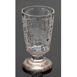 Badeglas Um 1870. - Pillnitz und Ruine - Farbloses Glas. Geschliffen. Hochgeätzt. Goldränder.