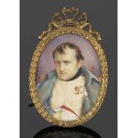 Miniatur 19. Jahrhundert. - Napoleon Bonaparte - Gouache/Elfenbein. 8,5 x 6,5 cm. Bez. r. u.: